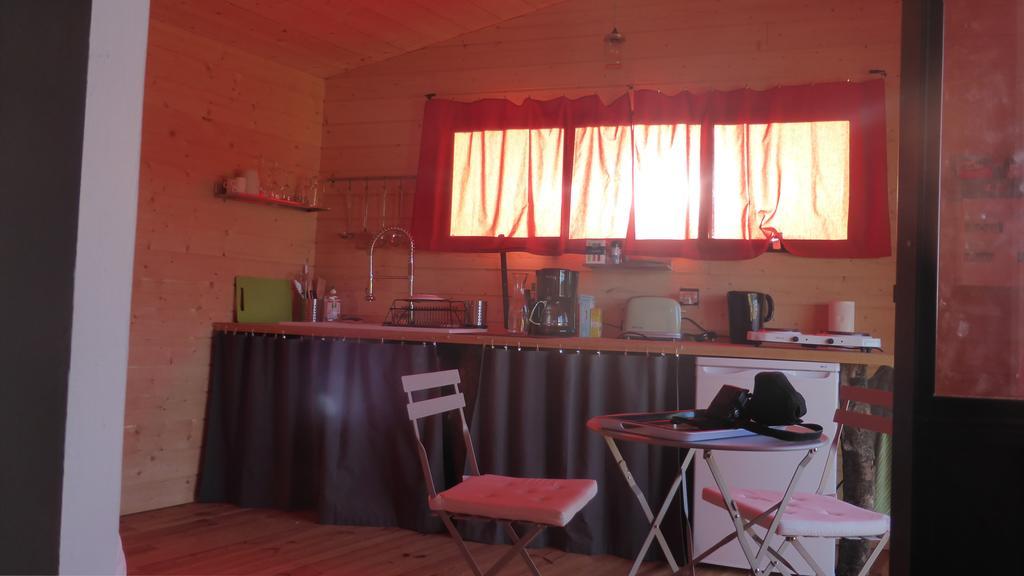 La Cabane Perchee Du Faucon Frechou-Frechet Eksteriør billede